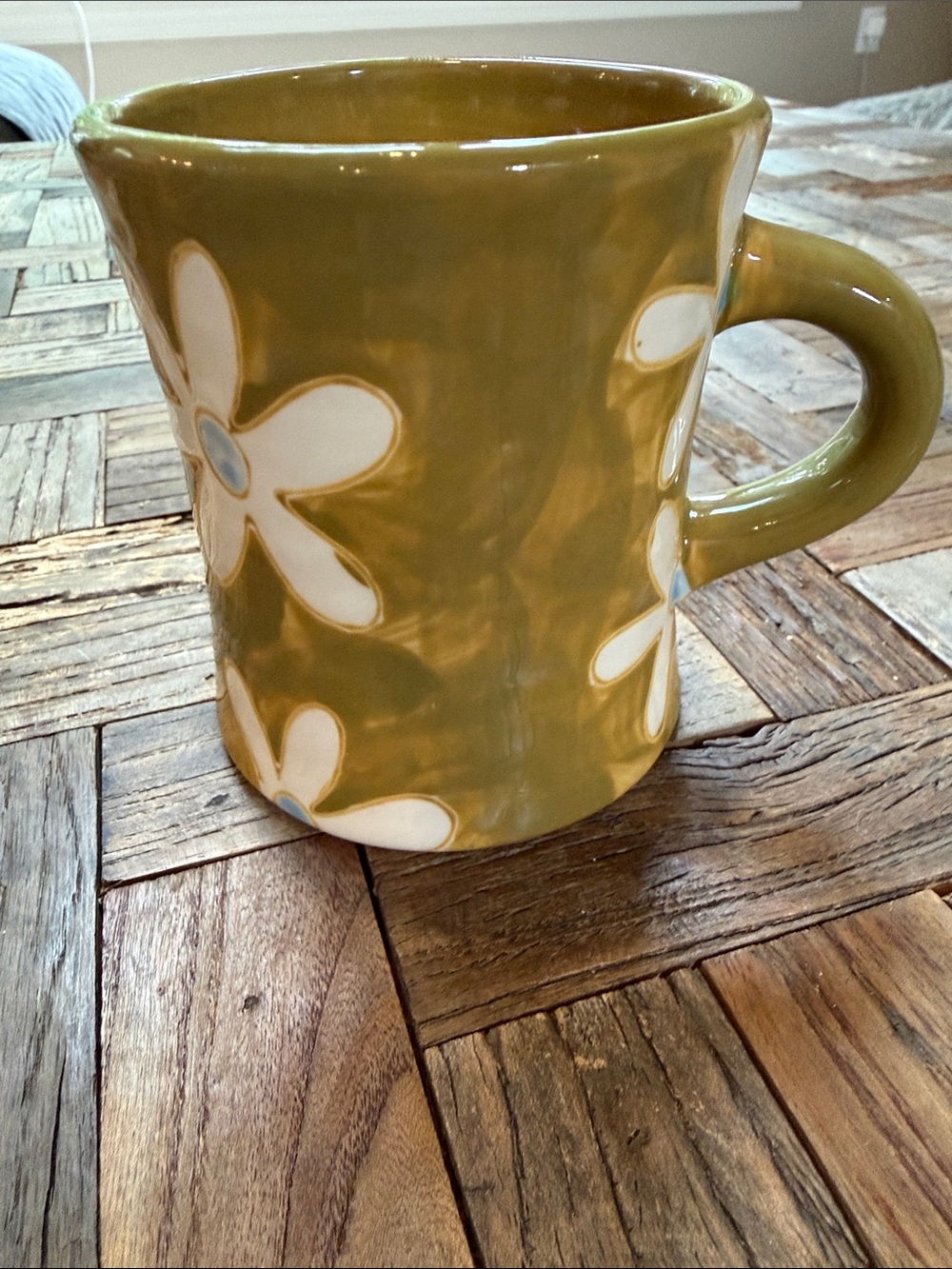 Urban Outfitters Frankie Flower Green Daisy Ceramic Mug